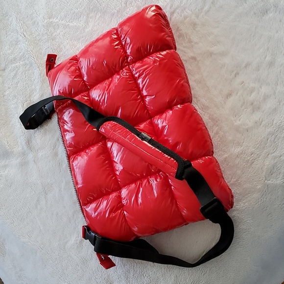 🎒iSkin Summit Quilted Laptop Sleeve 🎒 - Picture 4 of 5